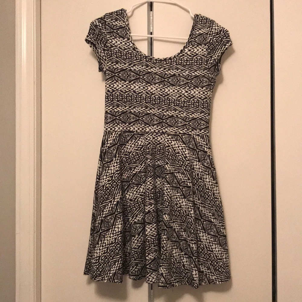 Beautiful black and white skater dress.